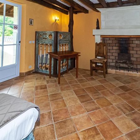 Domaine De La Juranvillerie, Gite Et Chambres D'Hotes Rigny-Usse Экстерьер фото