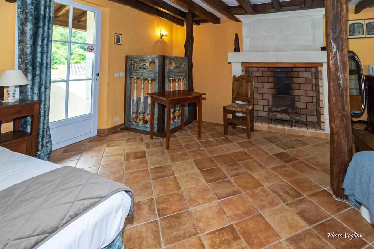 Domaine De La Juranvillerie, Gite Et Chambres D'Hotes Rigny-Usse Экстерьер фото