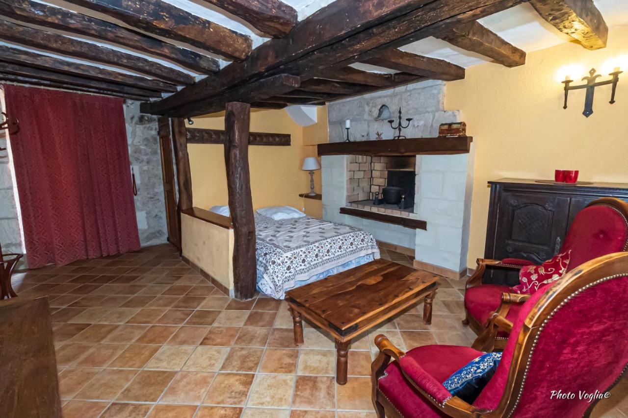Domaine De La Juranvillerie, Gite Et Chambres D'Hotes Rigny-Usse Экстерьер фото